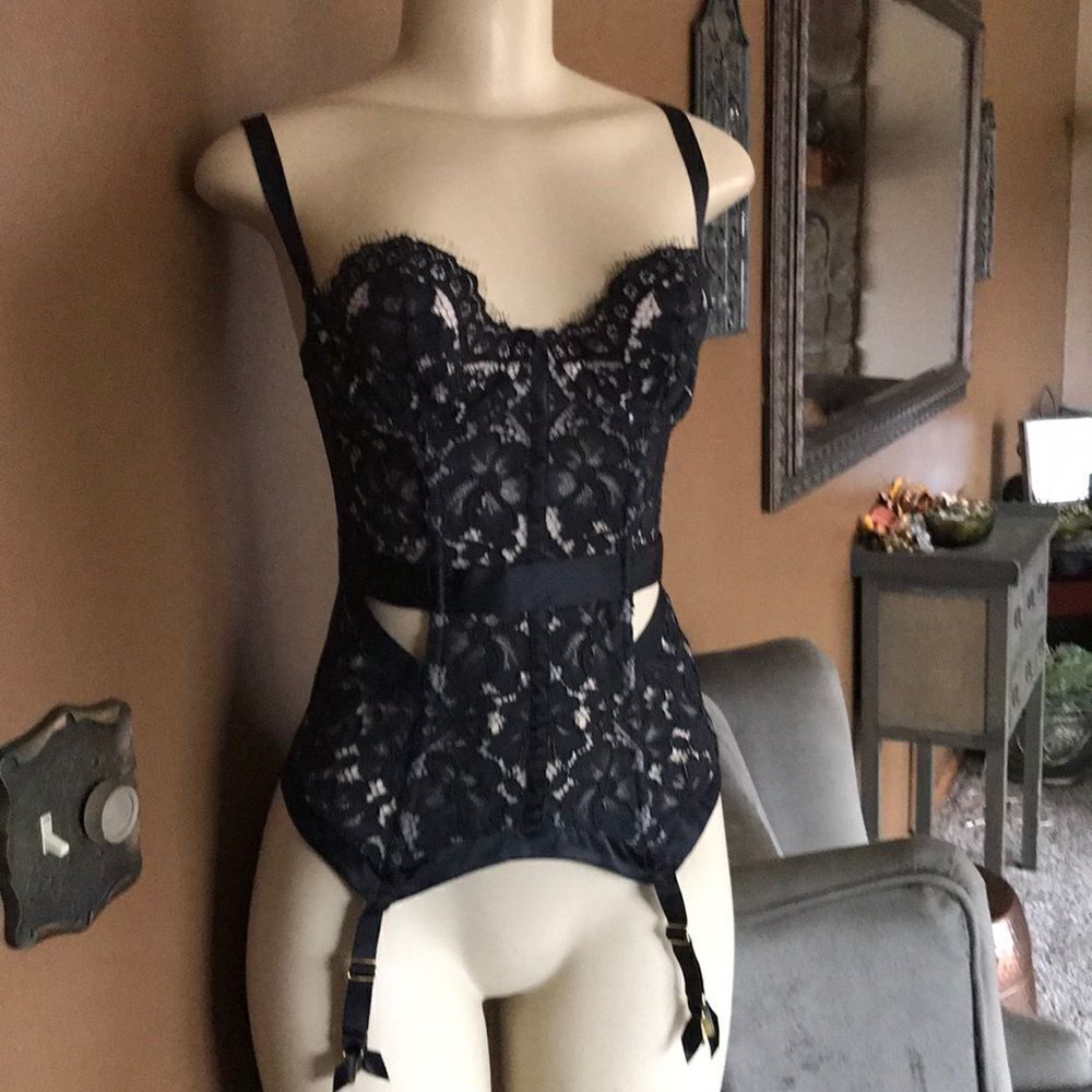 Victoria’s Secret Bra Corset Garter Lingerie